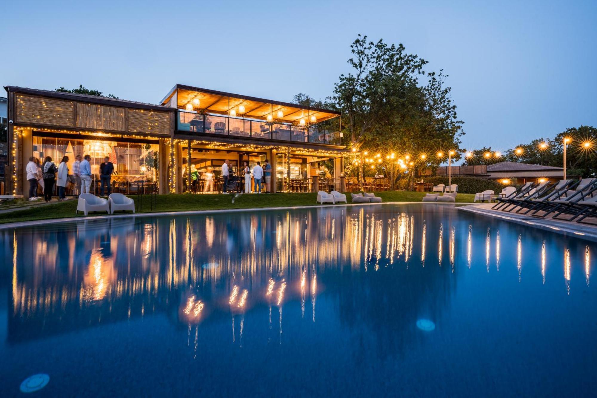 Hang Loose Cottage Hotel & Resort 4 Stelle Gizzeria Calabria Exterior photo